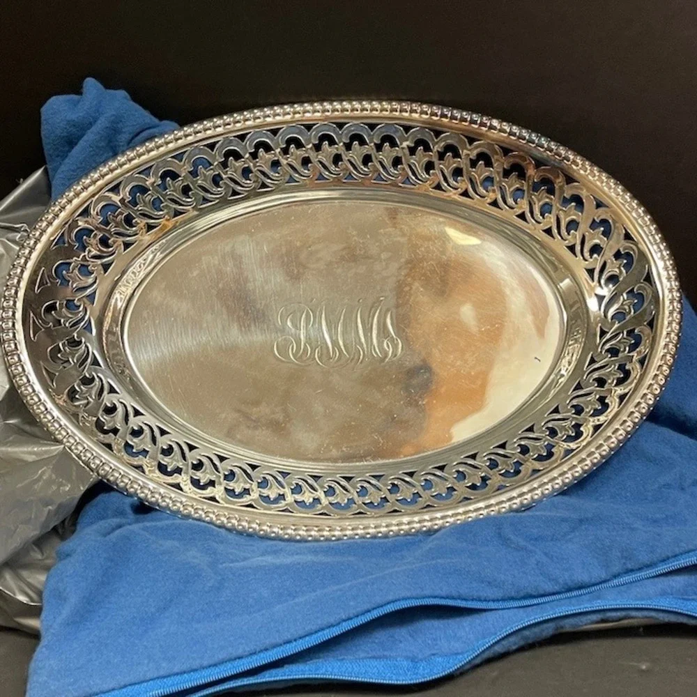 Antique Manning-Bowman EPNS Silverplated Footed Bread Tray Basket Monogram